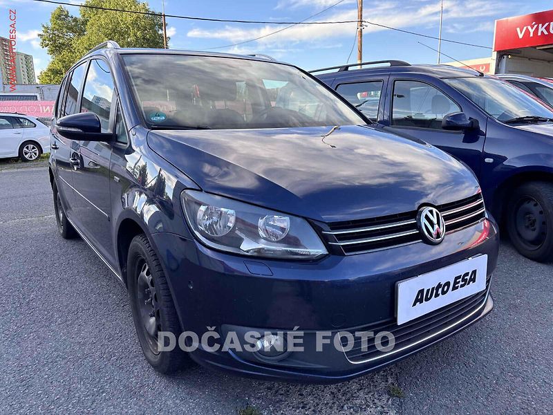 Volkswagen Touran (2013) 2.0TDi, 1.maj, panorama - fotka 1 z 3