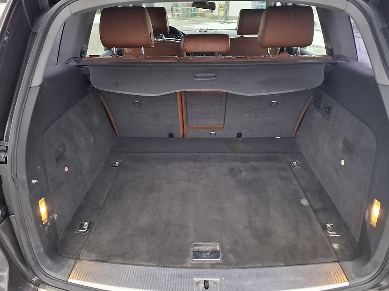 Volkswagen Touareg (2008) 3,0 TDI - fotka 9 z 11