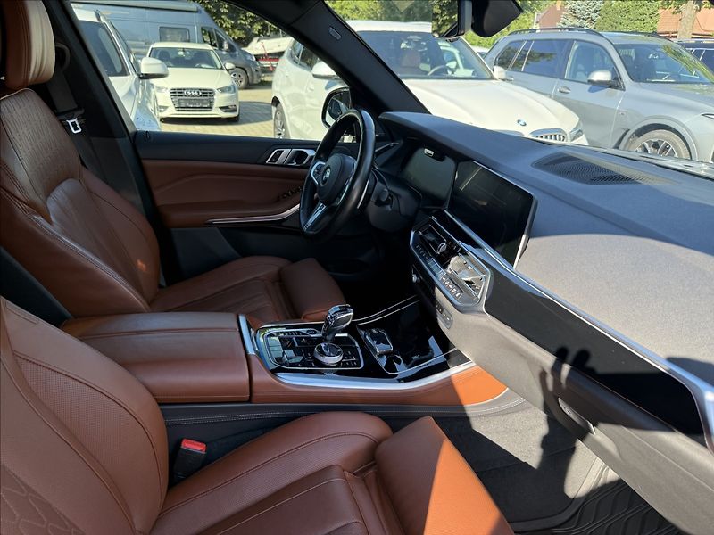 BMW X5 30d Msport 7 Míst Vzduch - fotka 11 z 30