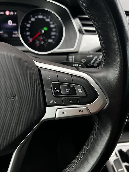Volkswagen Passat 2.0TDI DSG 110kW Business DPH - fotka 12 z 24