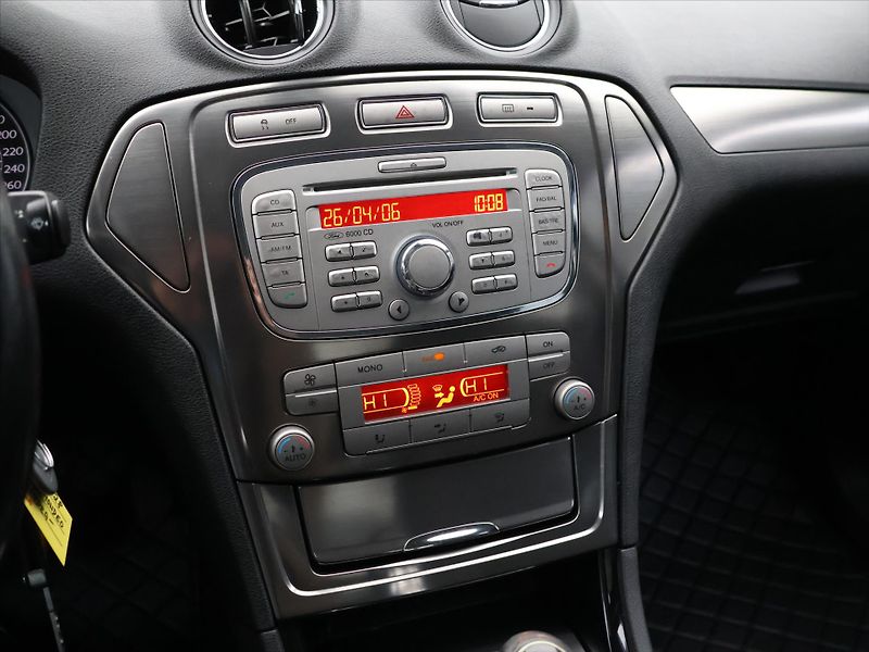 Ford Mondeo 2,0 TDCi 103 kW Aut.klima CZ - fotka 16 z 24