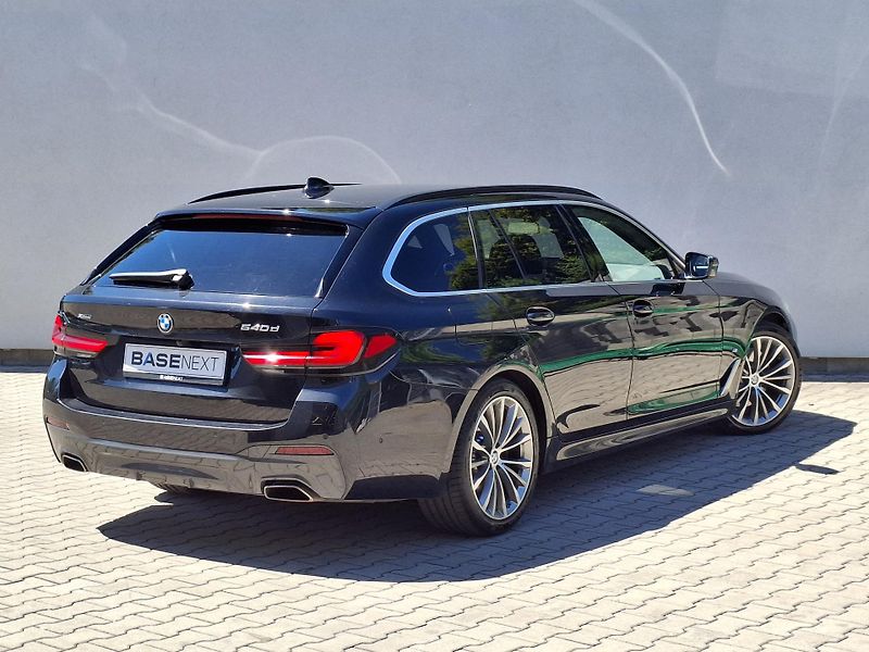 BMW Řada 5 540d xDrive Touring M-Sport - fotka 5 z 16