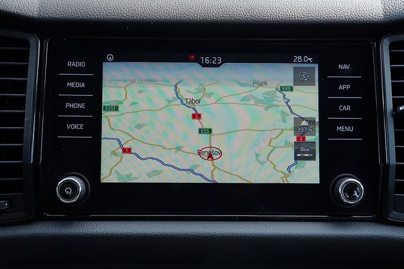 Škoda Kodiaq 2.0 TDI DSG 150 PS/7míst/tažné - fotka 38 z 42
