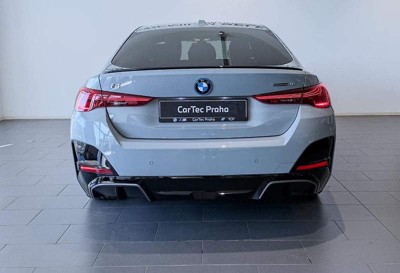 BMW i4 eDrive 40 Gran Coupé - fotka 5 z 6