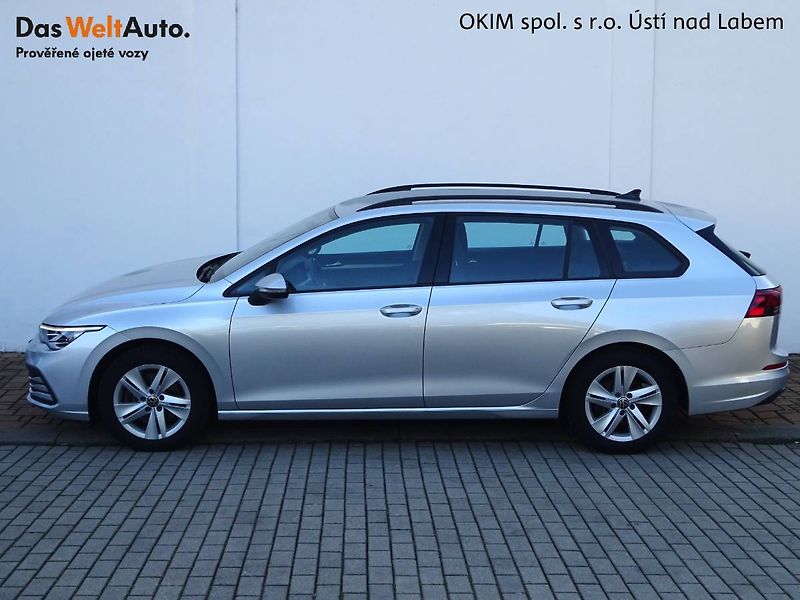 Volkswagen Golf (2022) 2,0TDi /110 kW DSG Life - fotka 3 z 27