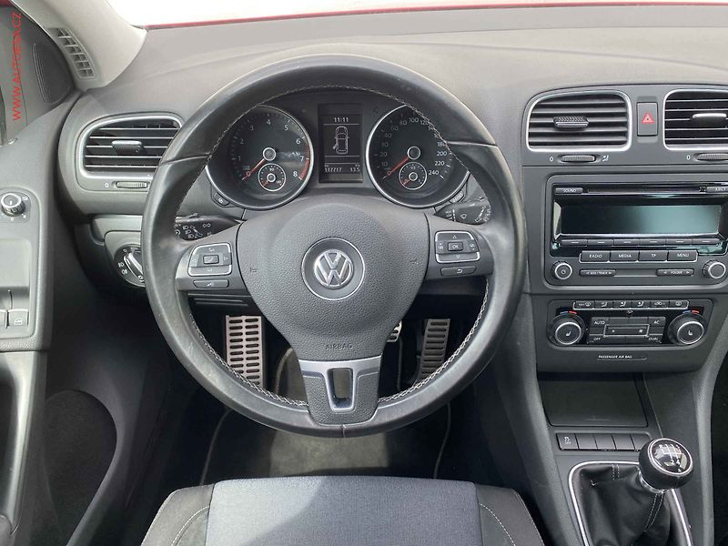 Volkswagen Golf (2011) 1.2 TSi, Style, +ALU - fotka 11 z 15