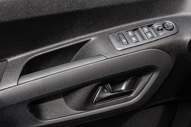 Citroën Berlingo (2026) 1,5 XL MAX 130k Automat + XTR - fotka 12 z 15