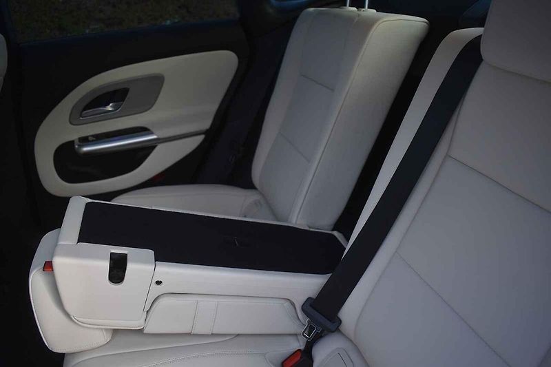 Mercedes-Benz CLA EQ je zástupce nové generace elektromobilů.