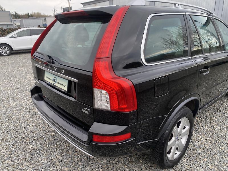 Volvo XC90 2.5TDi D5 200PS 7M 196000KM 1A - fotka 45 z 161