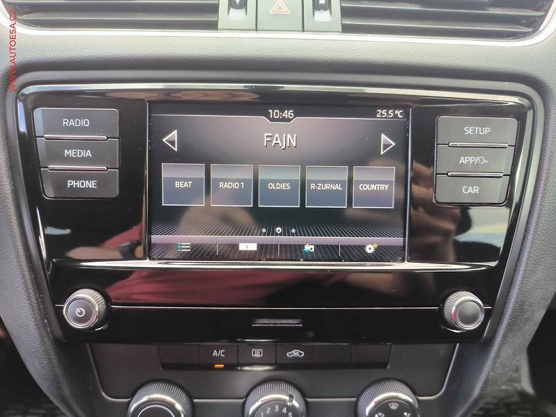 Škoda Octavia (2020) 1.5 TSi, ČR, Ambition, DSG - fotka 11 z 18
