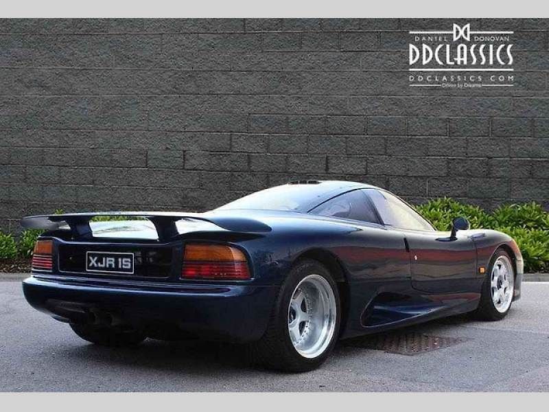Jaguar XJR-15.