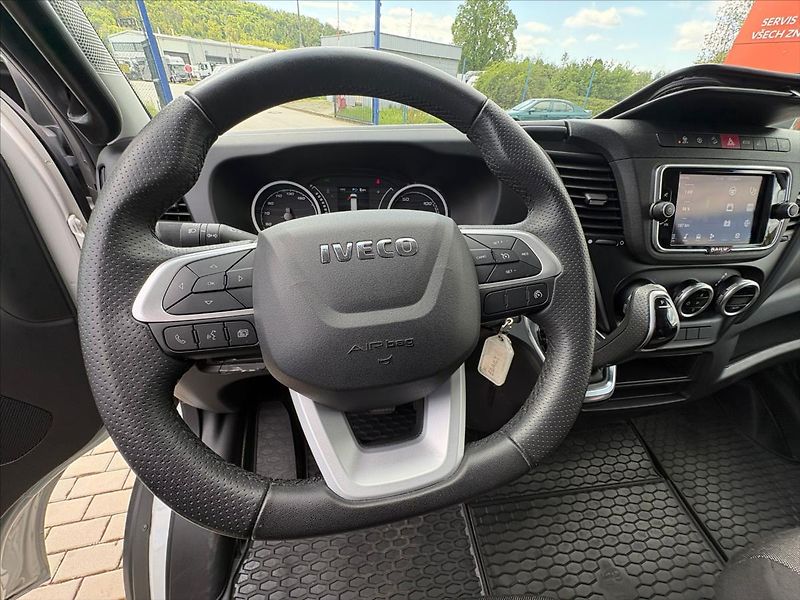 Iveco Daily 0,0 E 12cm3 - fotka 17 z 24