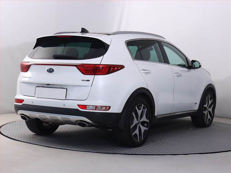 Kia Sportage (2016) 2.0 CRDi, 4X4, Automat, Kůže - fotka 5 z 25