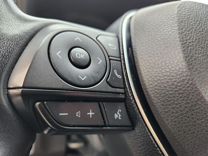 Toyota RAV4 (2021) 2.5-HYBRID-1.MAJ-KŮŽE-AUTOMAT - fotka 15 z 22