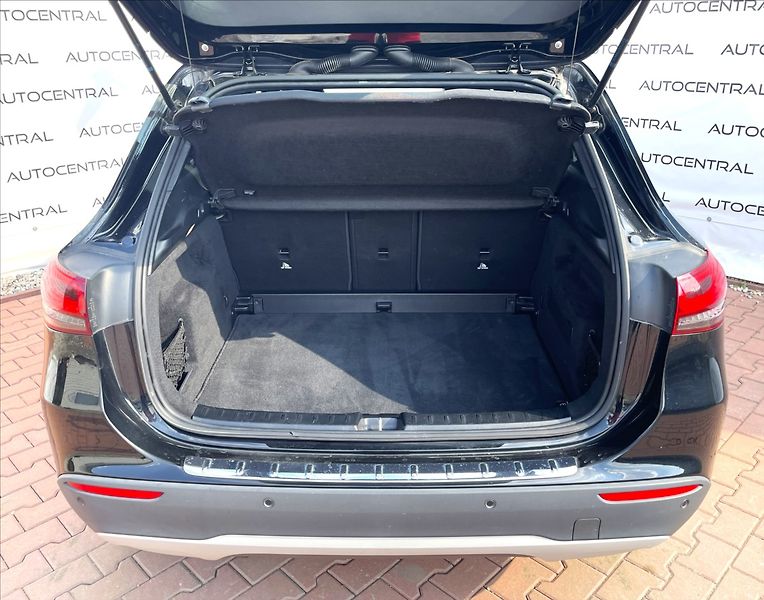 Mercedes-Benz GLA 200d,110kW,AUT.,STK 7/28,DPH - fotka 9 z 26