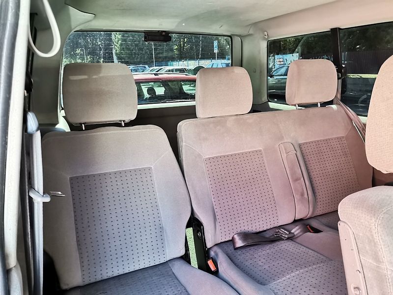 Volkswagen Caravelle (2003) 2.5TDi 75kw 8míst Long AC TZ - fotka 16 z 27