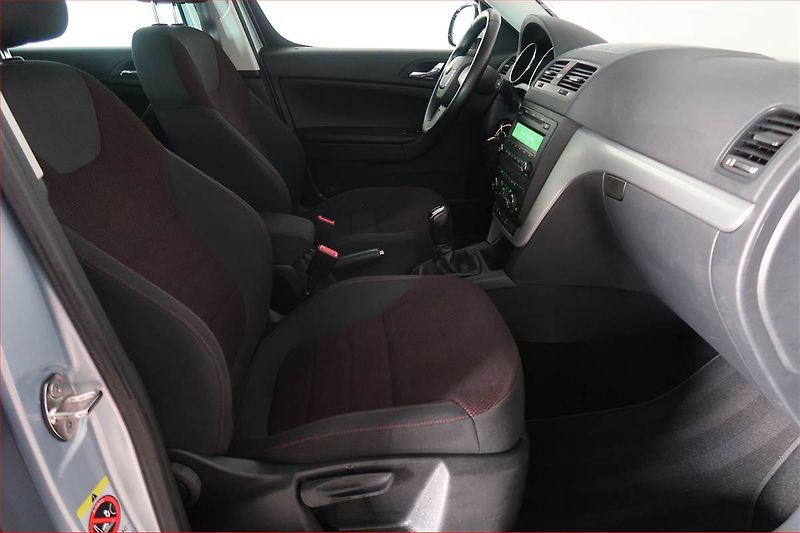 Škoda Yeti (2011) Ambition 1.4 TSI, Serv.kniha - fotka 9 z 15