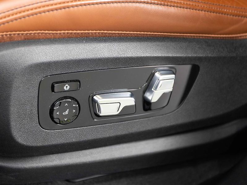 BMW X5 xDrive40d - fotka 21 z 23
