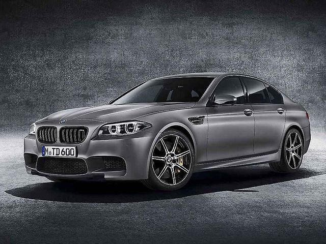 BMW M5 ve výroční edici 