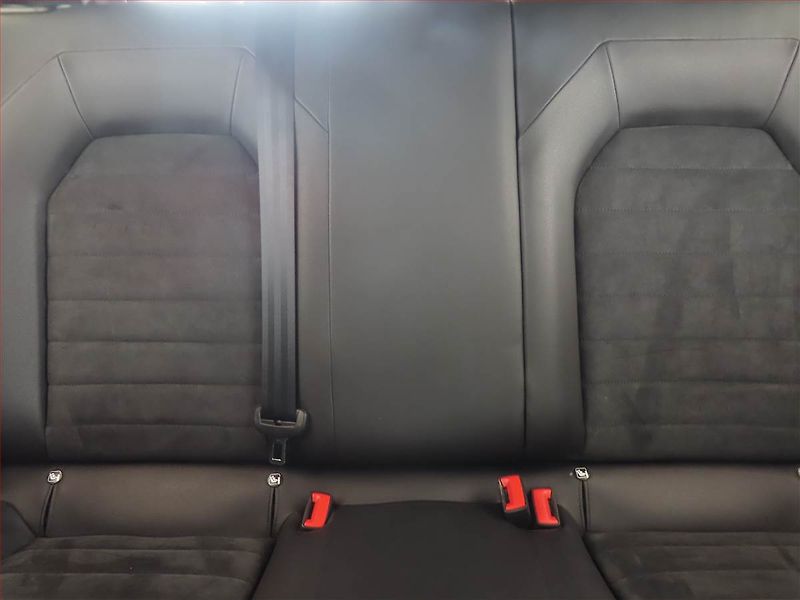 Seat Arona (2018) 1.0 TSI, Tempomat - fotka 10 z 15
