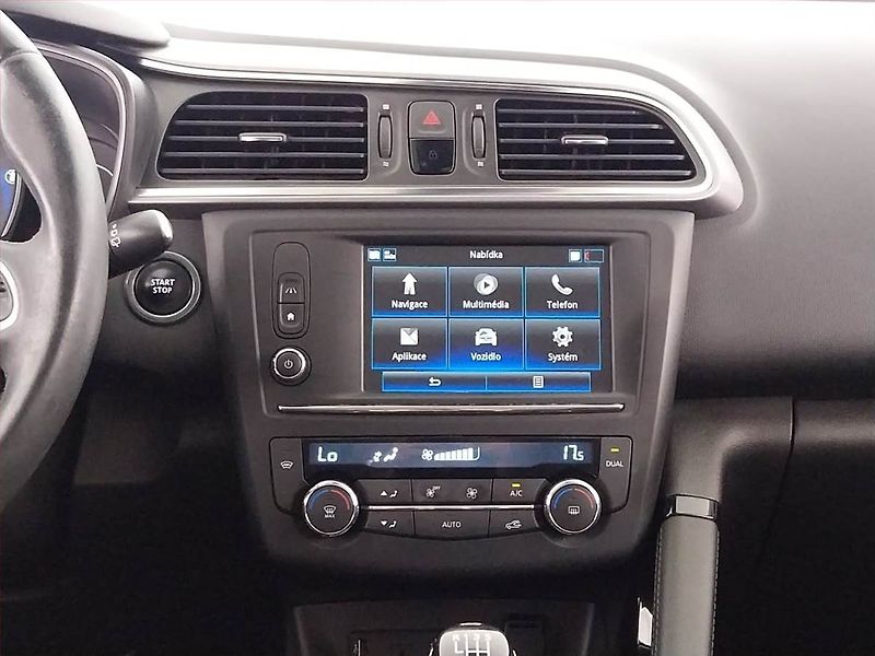 Renault Kadjar (2017) 1.2 TCe, Navi, Tempomat - fotka 12 z 21