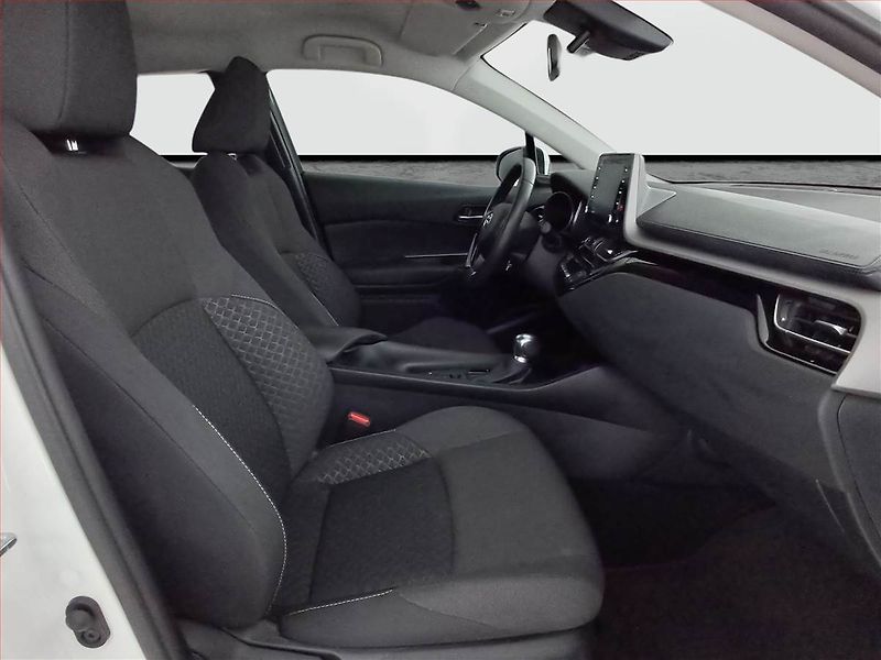 Toyota C-HR (2023) 1.8 Hybrid - fotka 9 z 18