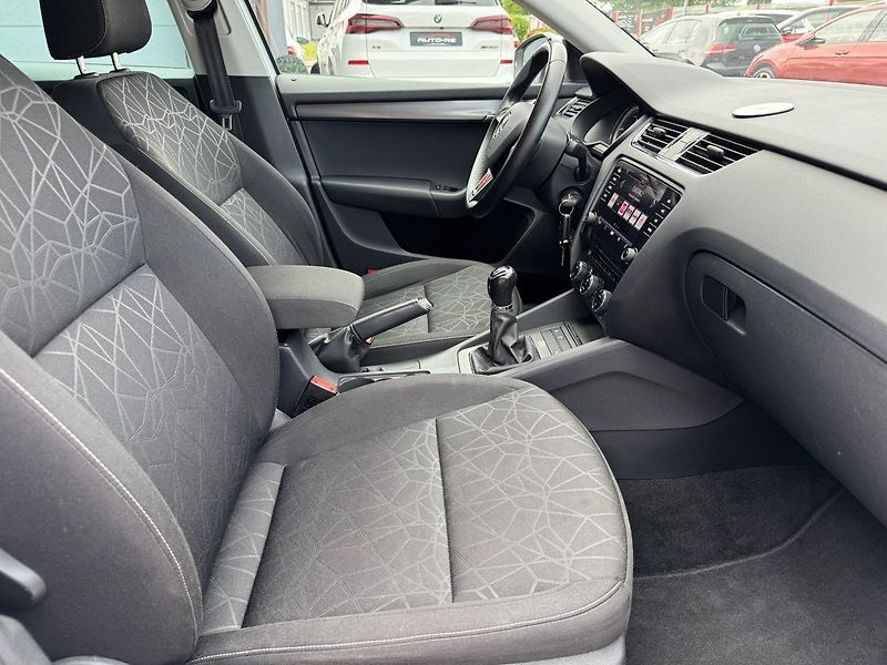 Škoda Octavia (2018) 1.5TSi LED Navi Výhřev Okna - fotka 20 z 50