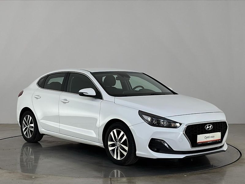 Hyundai i30 Comfort - fotka 14 z 27