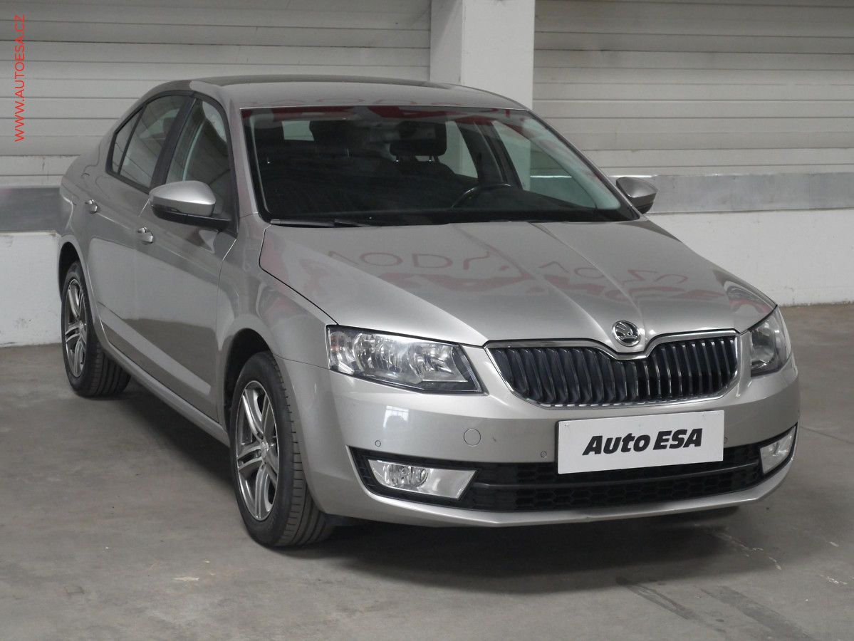 Škoda Octavia 1.4 TSi, ČR, AC, park.čidla