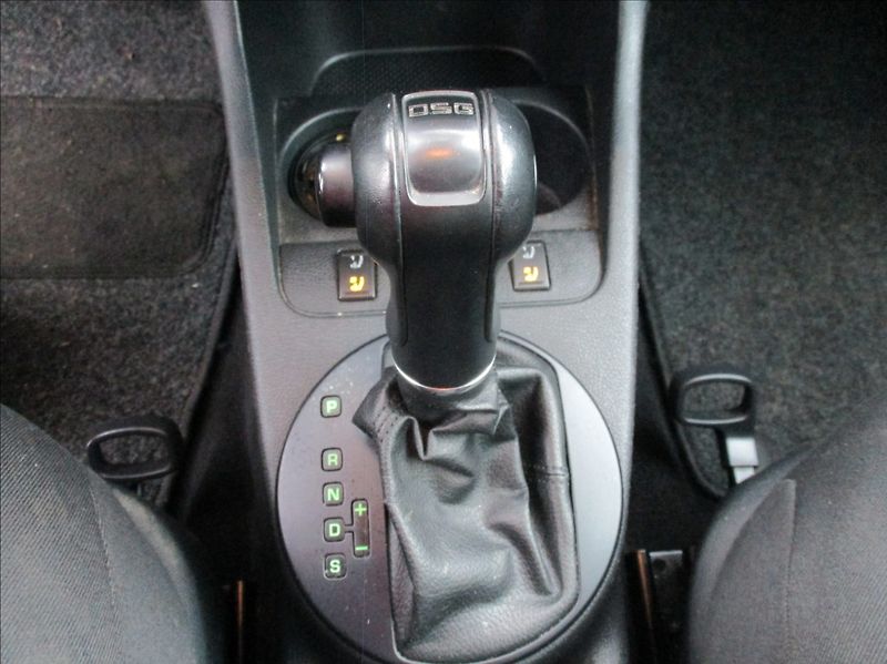 Škoda Fabia 1,2 TSI, DSG,aut.klima,servis, - fotka 18 z 38
