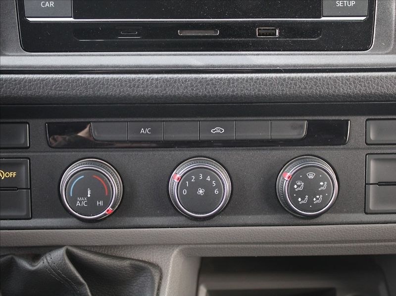 Volkswagen Crafter 2,0 TDi 35 DR 5L.Zár. 161tkm. - fotka 10 z 18