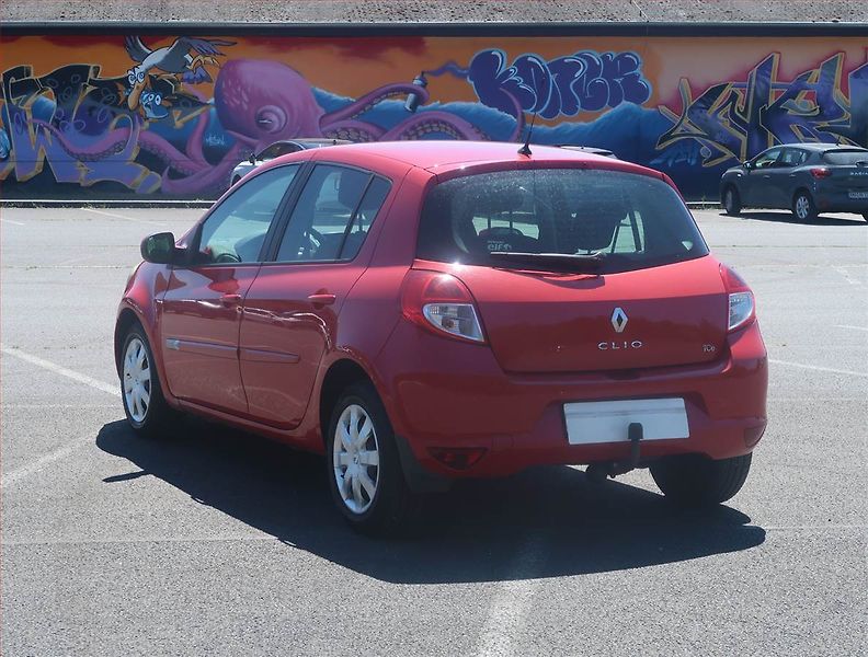 Renault Clio (2013) 1.2 TCe, ČR,1.maj, Serv.kniha - fotka 4 z 14