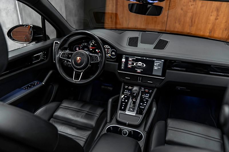 Porsche Cayenne - fotka 6 z 20