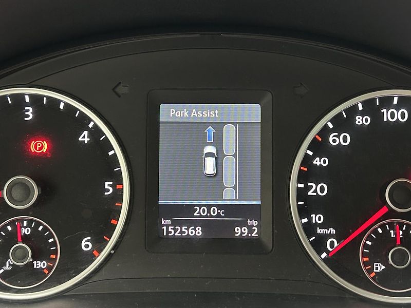 Volkswagen Tiguan 2.0 TDI 4x4 LIFE - fotka 21 z 29
