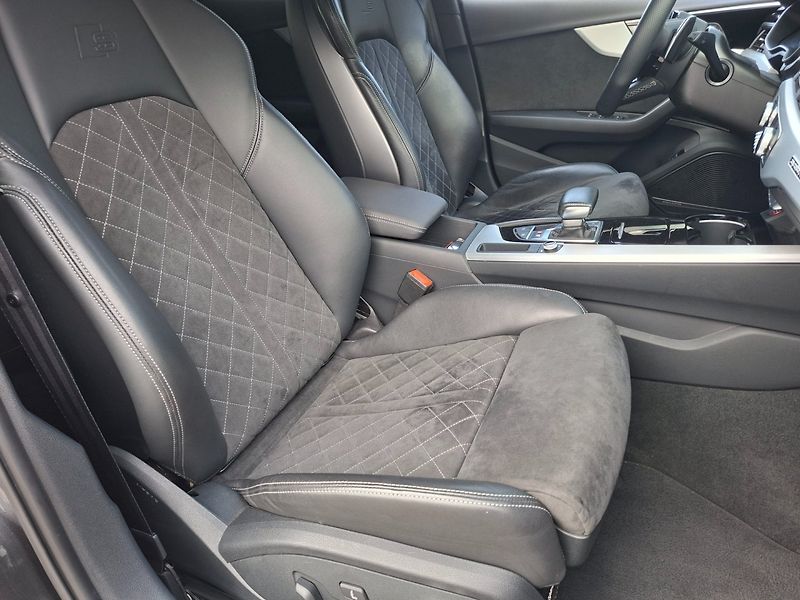 Audi S4 (2020) 3.0TDI 255kW ČR-HUD-B.O. - fotka 28 z 40