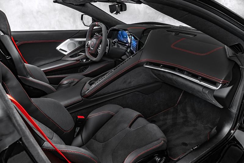Chevrolet Corvette STINGRAY 3LT - fotka 16 z 26