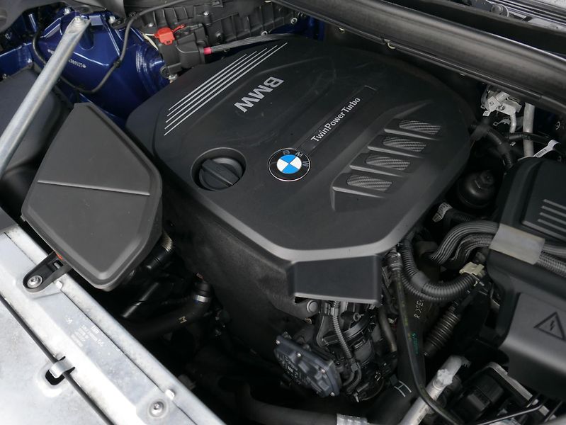 BMW X3 xDrive 20d REZERVACE - fotka 11 z 43