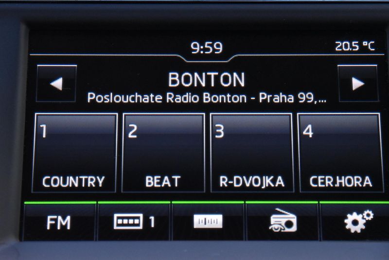 Škoda Fabia 1.0 TSi 6st 81 kW STYLE,DKLIMA - fotka 21 z 55