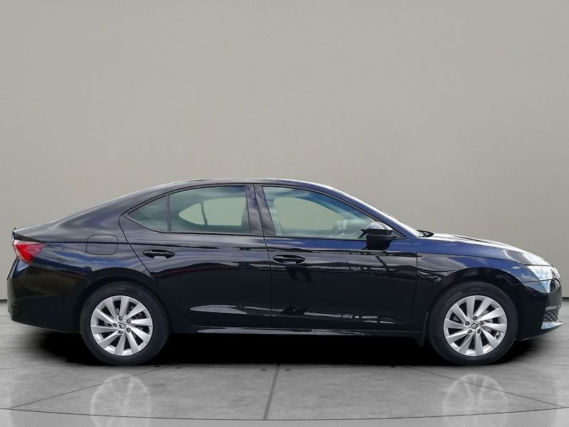 Škoda Octavia Selection 1,5 TSI 85 kW - fotka 3 z 24
