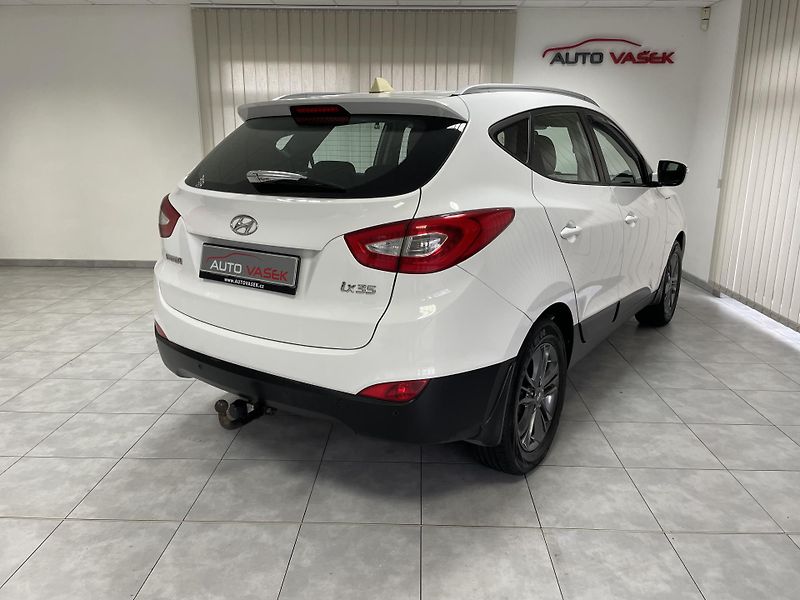 Hyundai ix35 1.6 GDi ČR REZERVACE  - fotka 11 z 27