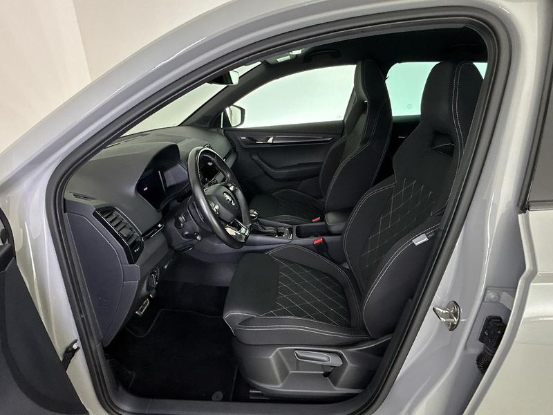 Škoda Karoq DSG Sportline - fotka 7 z 31