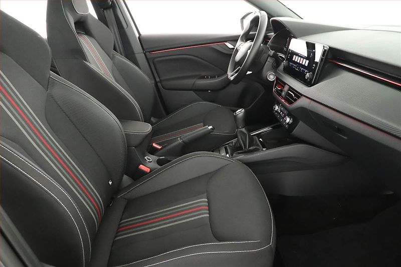 Škoda Scala (2025) 1.0 TSI, MONTE CARLO, DPH - fotka 7 z 18