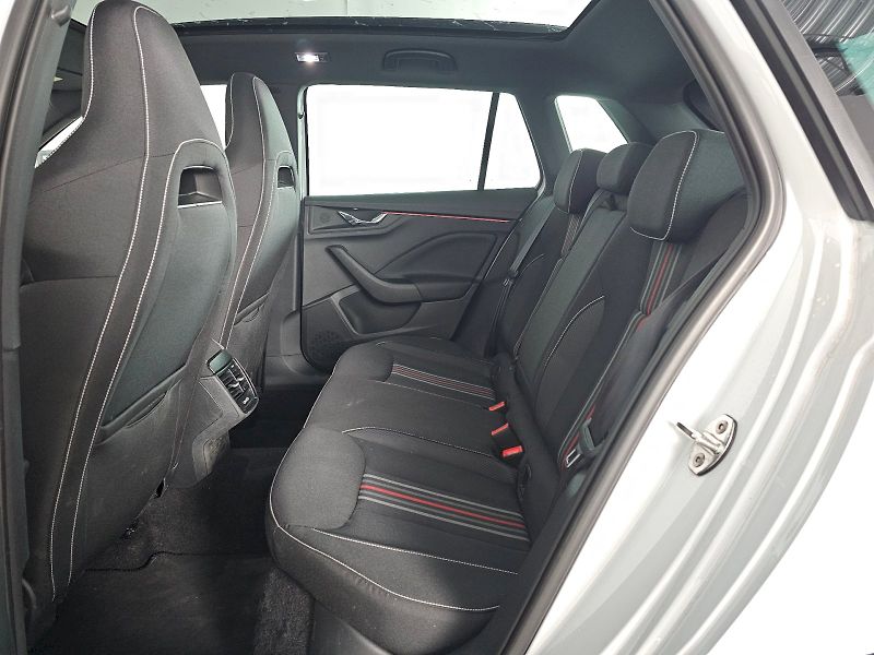 Škoda Kamiq (2025) 1.0TSI 85kW DSG MONTE CARLO TA - fotka 7 z 29