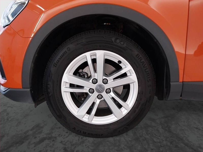 Audi Q3 (2020) basis 35 TFSI - fotka 15 z 26