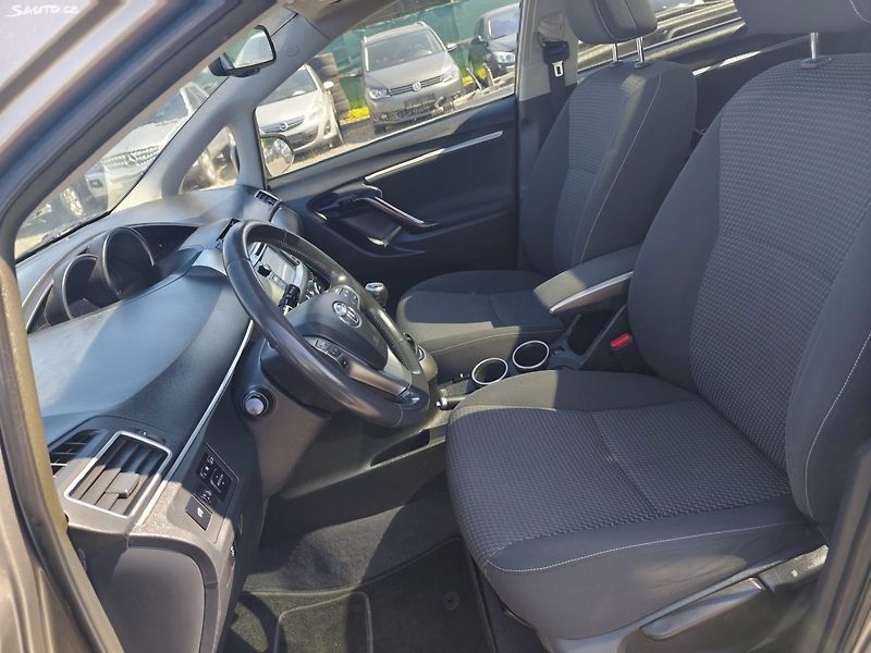Toyota Verso (2014) - fotka 55 z 83