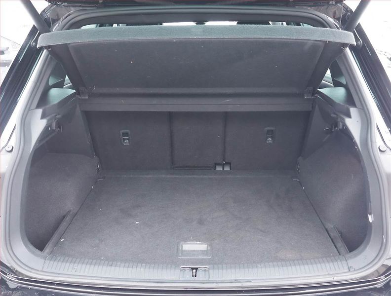 Volkswagen Tiguan (2021) Elegance 2.0 TDI - fotka 14 z 24