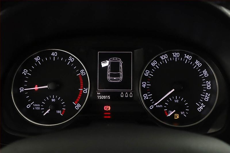 Škoda Fabia (2016) 1.2 TSI, Park. senzory - fotka 8 z 12