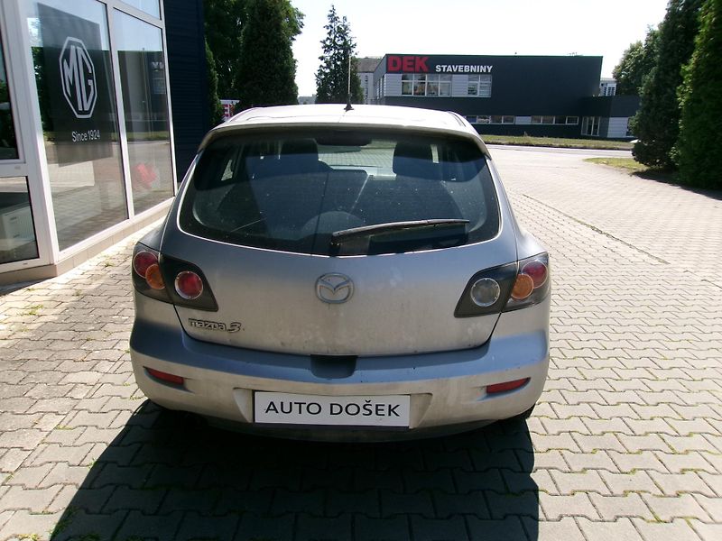 Mazda 3 1.4i - fotka 4 z 13