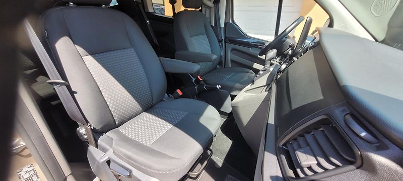 Ford Tourneo Custom (2020) 320 L1 2,0TDCi 96kW Automatik  - fotka 22 z 46