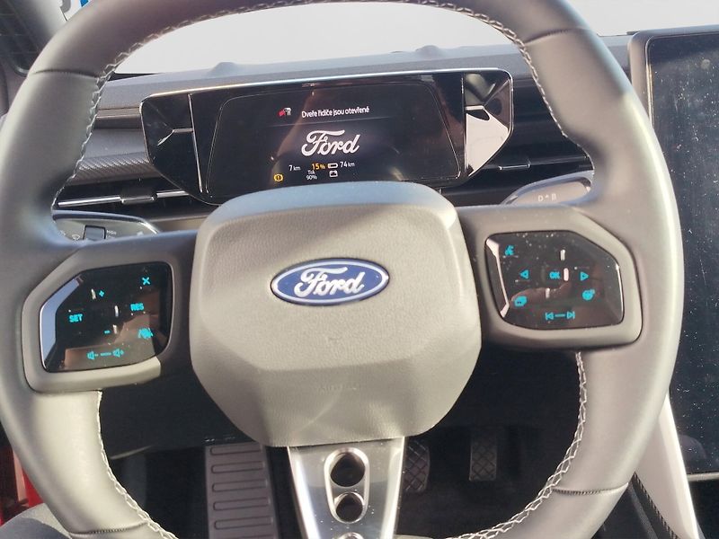 Ford Capri (2025) PREMIUM, Prodloužený doj - fotka 9 z 11